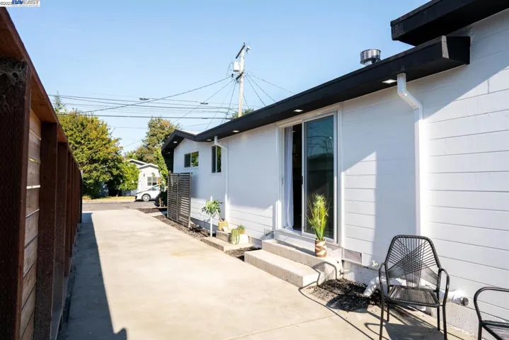 1164 Ebener St, Redwood City, California 94061