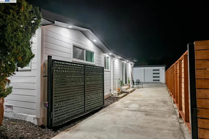 1164 Ebener St, Redwood City, California 94061