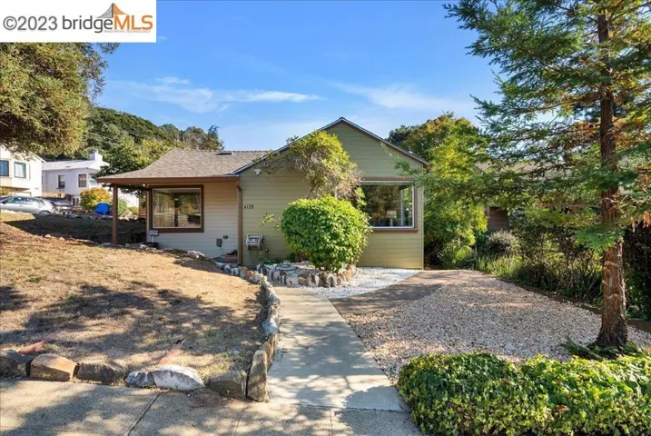 4178 Mountain View Ave, Oakland, California 94605
