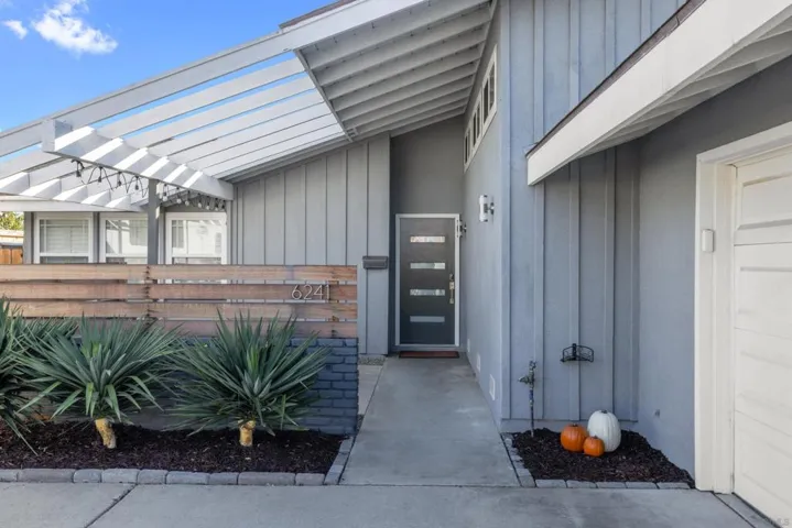 6241 Boulder Lake Ave, San Diego, California 92119