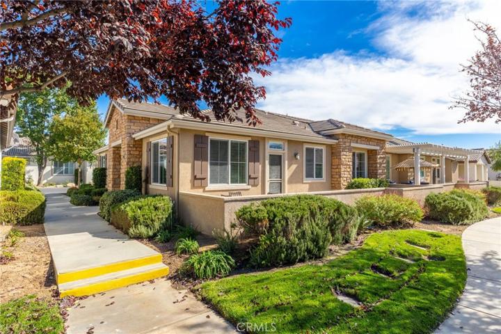 1632 Beaver Creek Unit B, Beaumont, California 92223