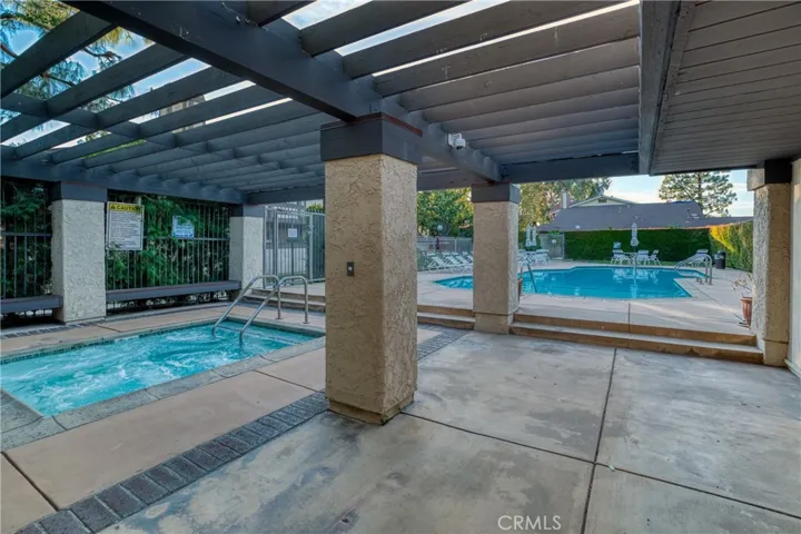 8221 Mason Avenue E, Winnetka, California 91306