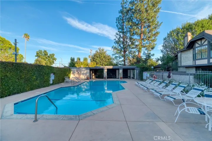 8221 Mason Avenue E, Winnetka, California 91306