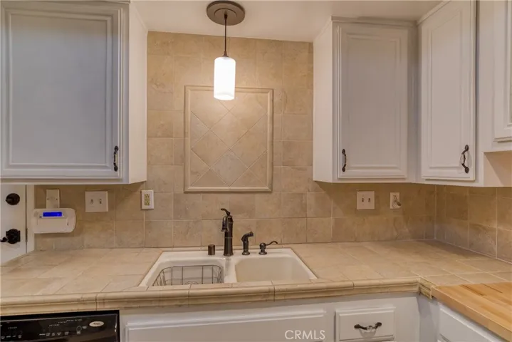 8221 Mason Avenue E, Winnetka, California 91306