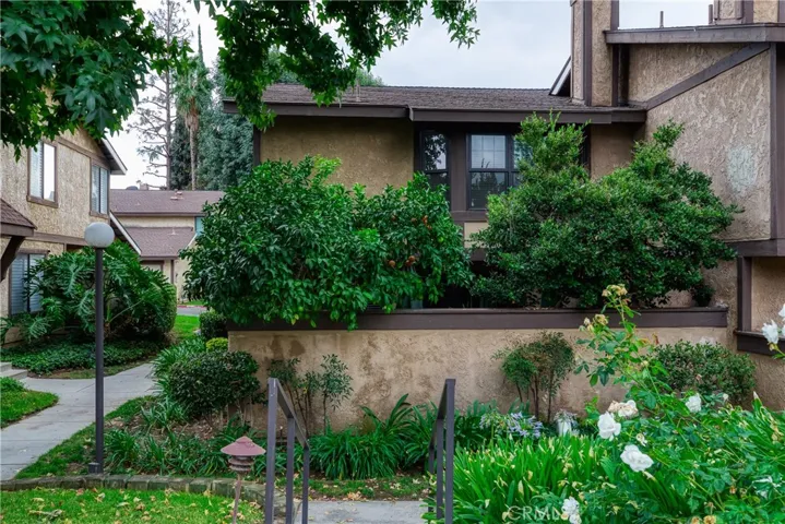 8221 Mason Avenue E, Winnetka, California 91306