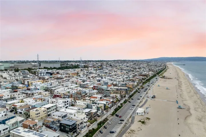 211 Shell Street, Manhattan Beach, California 90266