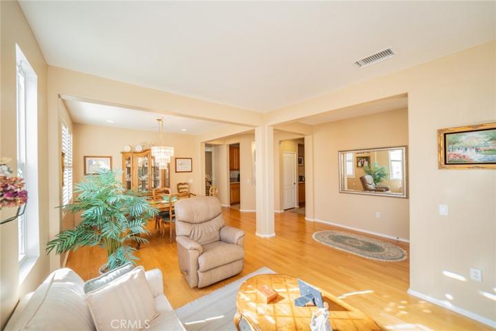 649 Price Drive, Hemet, California 92545