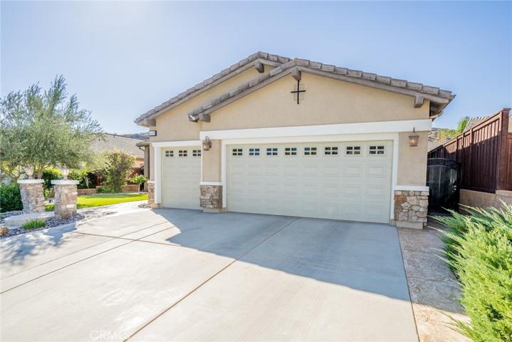 649 Price Drive, Hemet, California 92545