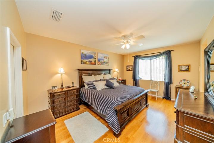 649 Price Drive, Hemet, California 92545
