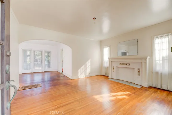 Living to dining room