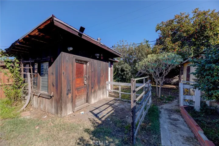 2948 S Norton Avenue, Los Angeles, California 90018