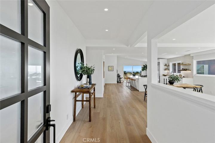122 Avenida Cota, San Clemente, California 92672