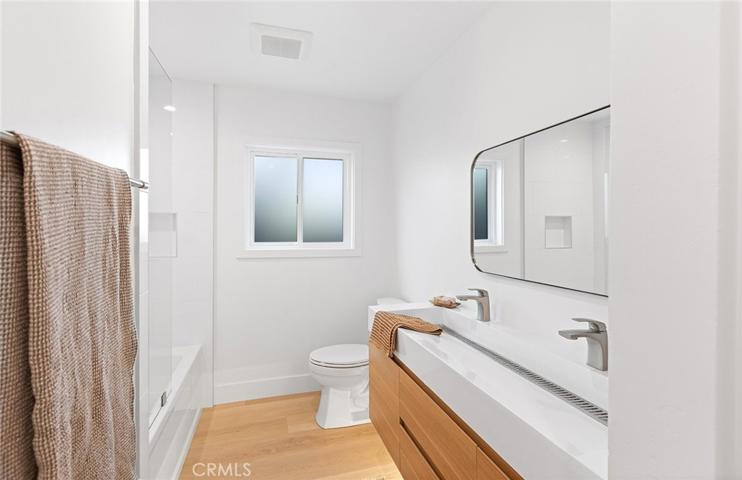 122 Avenida Cota, San Clemente, California 92672