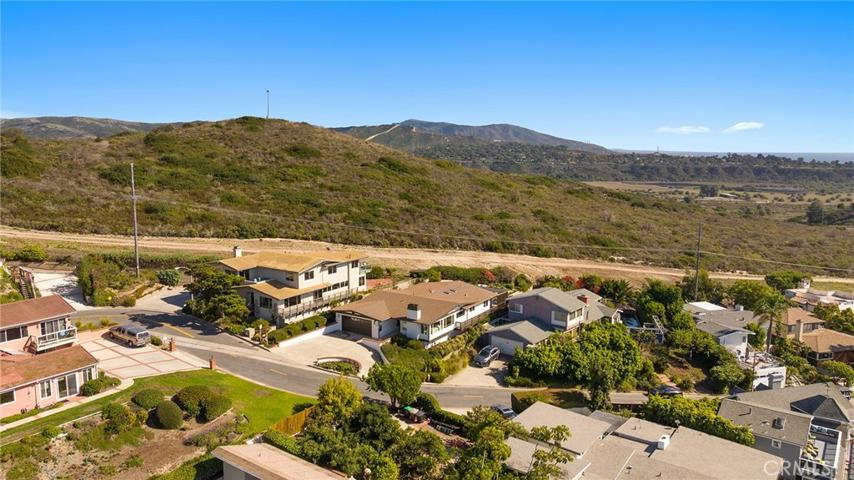 122 Avenida Cota, San Clemente, California 92672