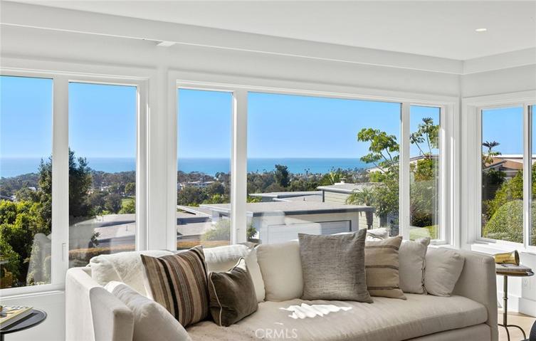 122 Avenida Cota, San Clemente, California 92672