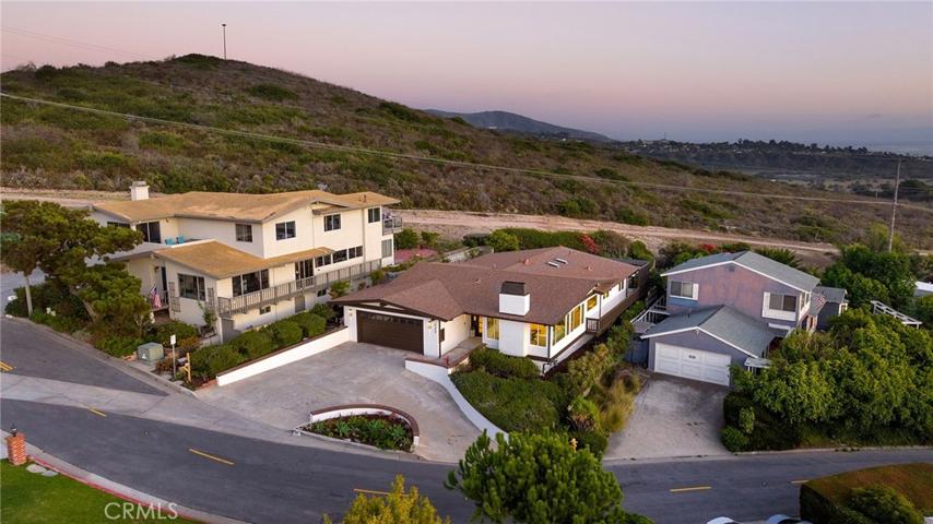 122 Avenida Cota, San Clemente, California 92672