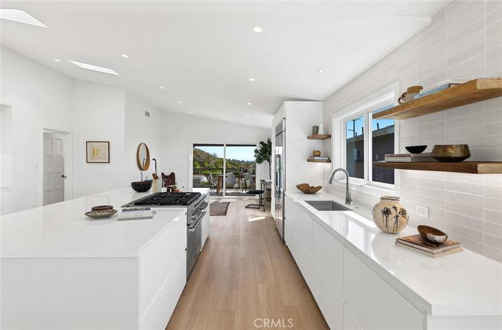 122 Avenida Cota, San Clemente, California 92672