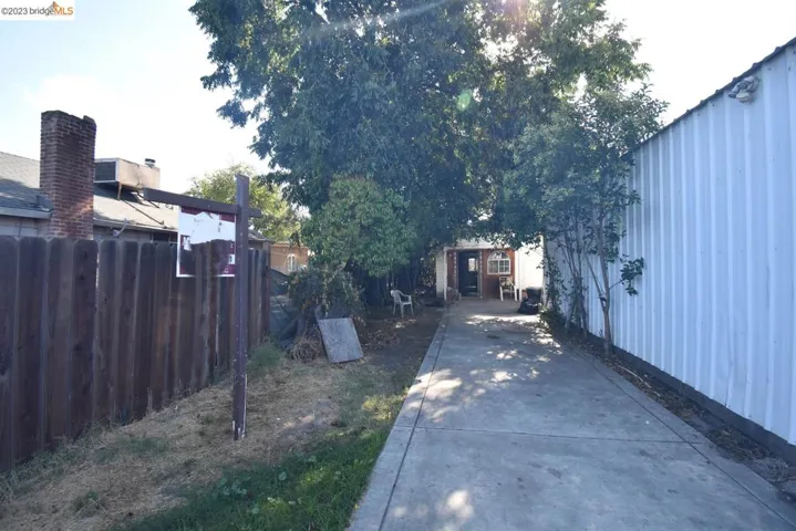 2236 Robindale Ave, Stockton, California 95205