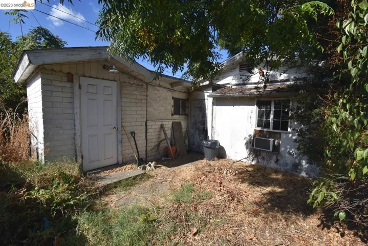 2236 Robindale Ave, Stockton, California 95205
