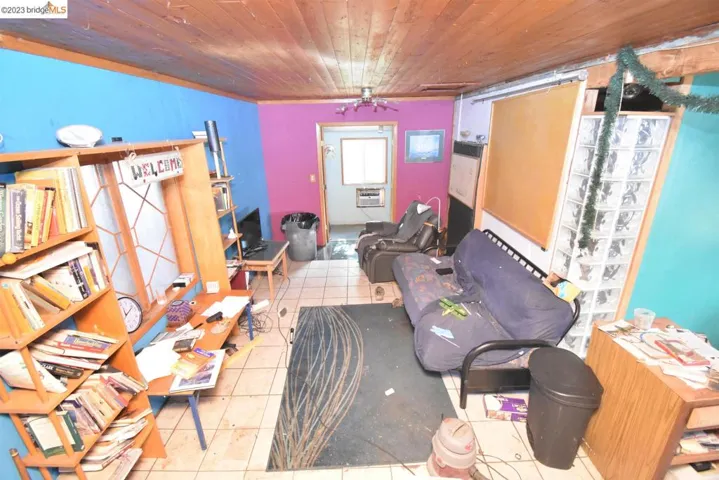 2236 Robindale Ave, Stockton, California 95205