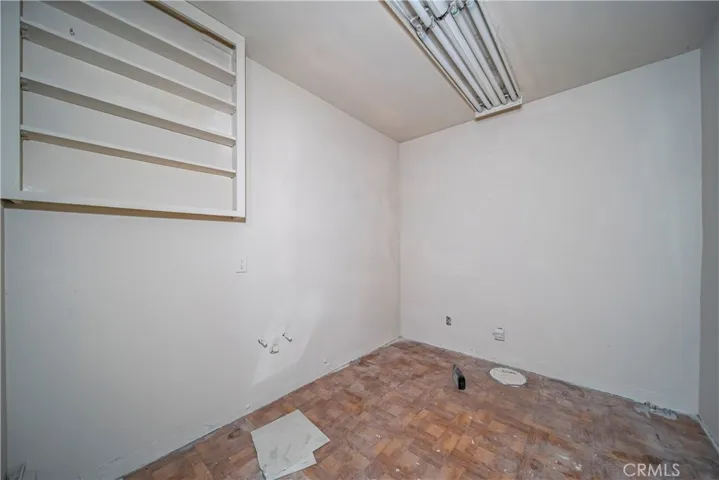 805 W 57th Street, Los Angeles, California 90037