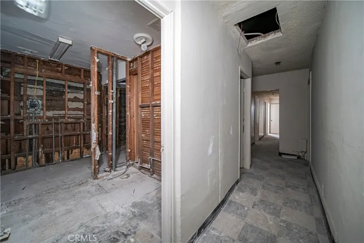 805 W 57th Street, Los Angeles, California 90037
