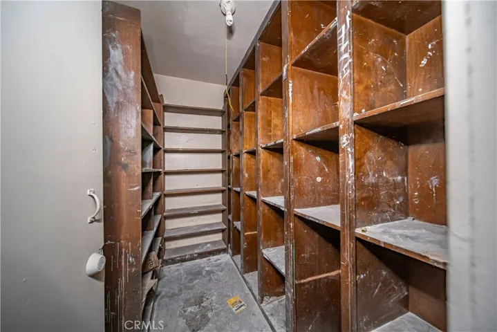 805 W 57th Street, Los Angeles, California 90037