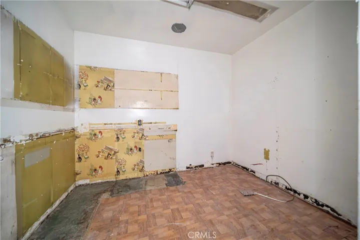 805 W 57th Street, Los Angeles, California 90037
