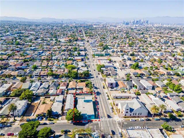 805 W 57th Street, Los Angeles, California 90037
