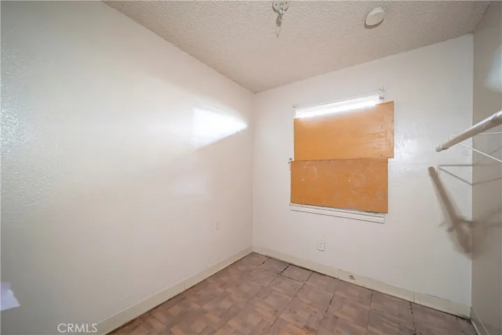 805 W 57th Street, Los Angeles, California 90037