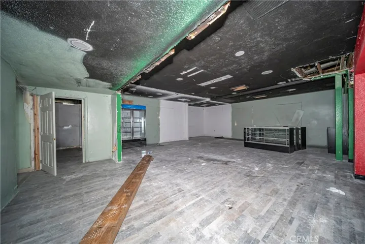 805 W 57th Street, Los Angeles, California 90037
