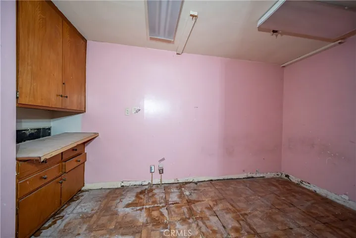 805 W 57th Street, Los Angeles, California 90037
