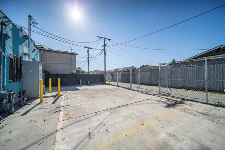 805 W 57th Street, Los Angeles, California 90037