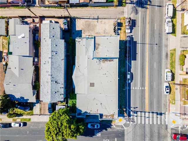 805 W 57th Street, Los Angeles, California 90037