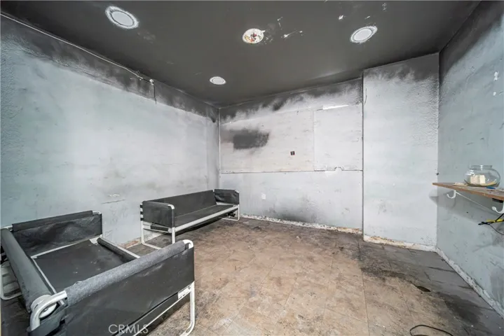 805 W 57th Street, Los Angeles, California 90037