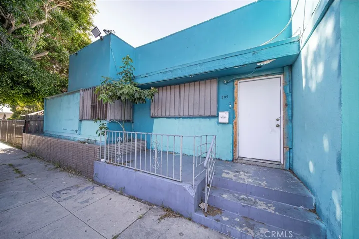 805 W 57th Street, Los Angeles, California 90037