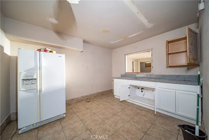 805 W 57th Street, Los Angeles, California 90037