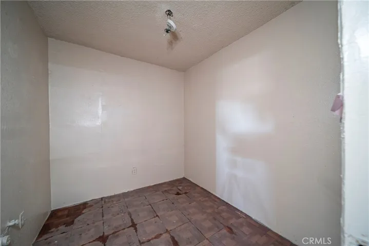 805 W 57th Street, Los Angeles, California 90037