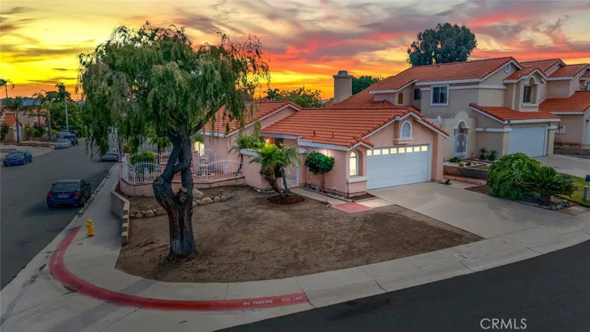 Single Story, large corner lot