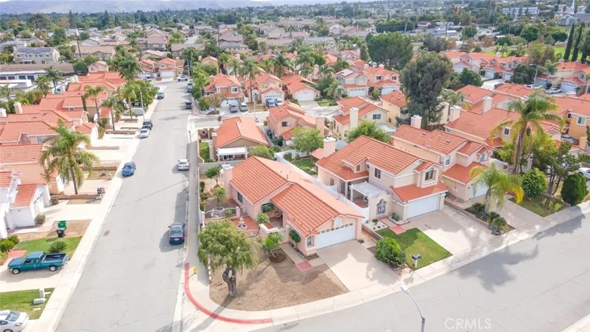 2049 London Way, Corona, California 92882
