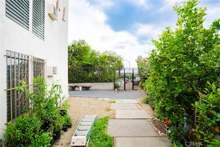 571 Fairview Avenue, Los Angeles, California 90033