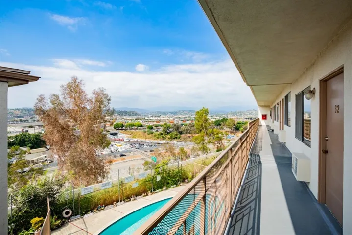 571 Fairview Avenue, Los Angeles, California 90033