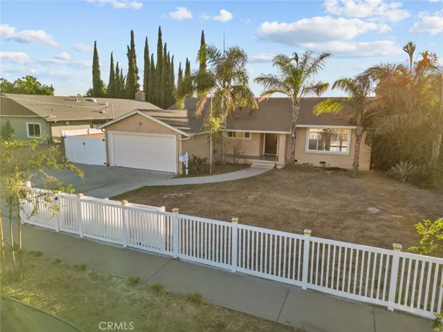 9169 Oneida Avenue, Sun Valley, California 91352
