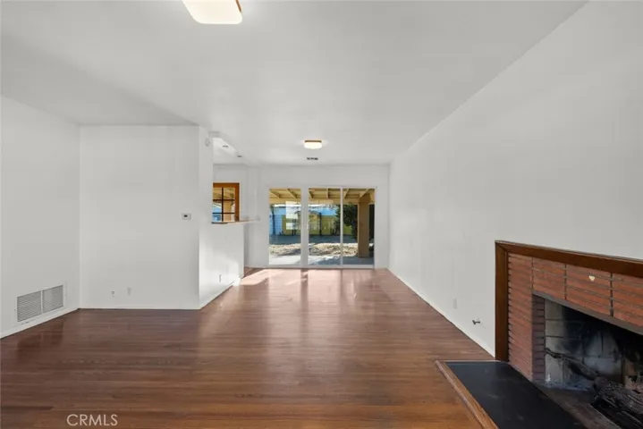 9169 Oneida Avenue, Sun Valley, California 91352