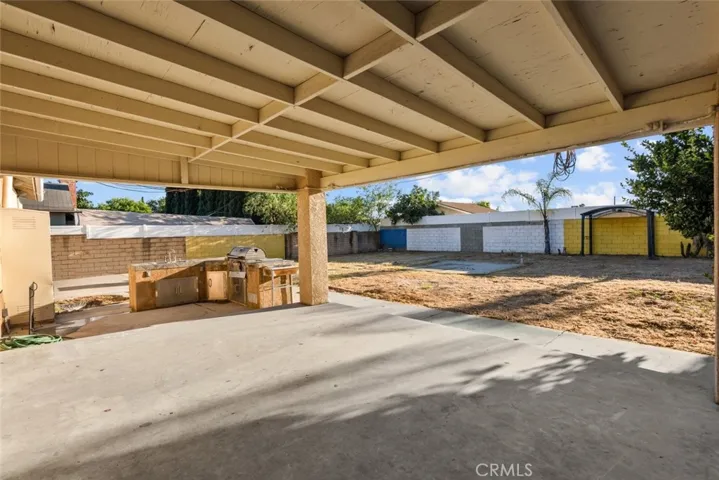 9169 Oneida Avenue, Sun Valley, California 91352