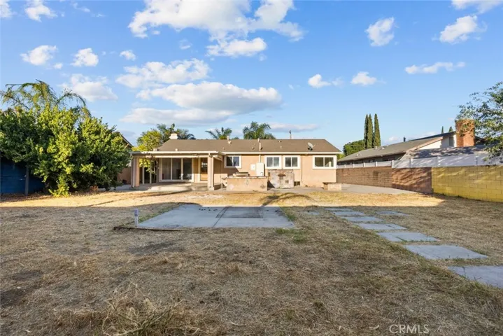 9169 Oneida Avenue, Sun Valley, California 91352