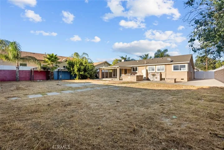 9169 Oneida Avenue, Sun Valley, California 91352