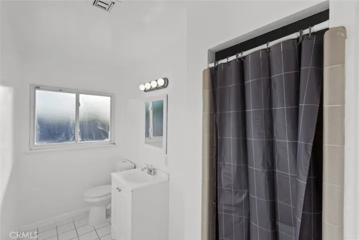 9169 Oneida Avenue, Sun Valley, California 91352