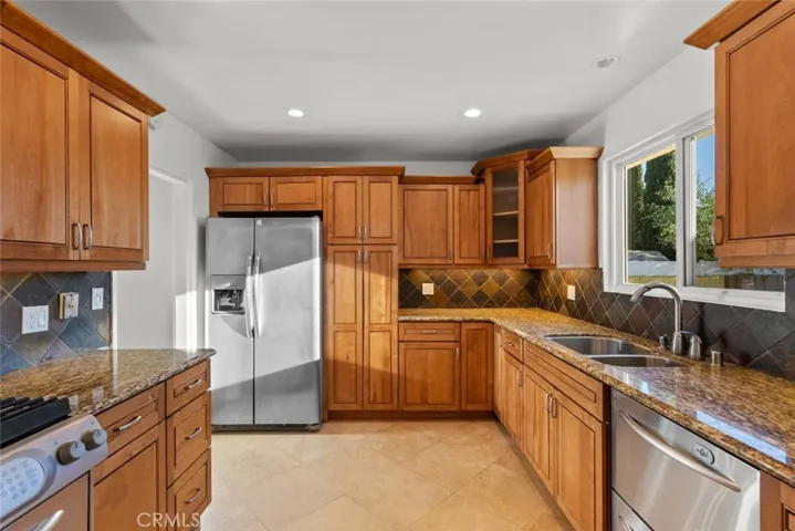 9169 Oneida Avenue, Sun Valley, California 91352