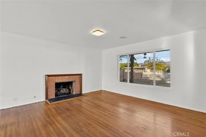 9169 Oneida Avenue, Sun Valley, California 91352